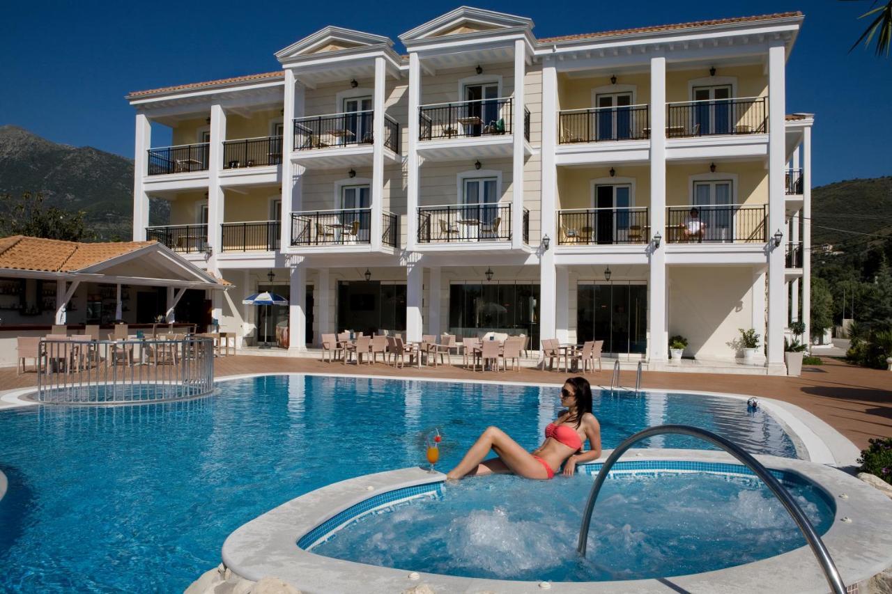 Royal Nidri Hotel Exterior photo